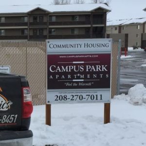 apartment complex signs (real estate)