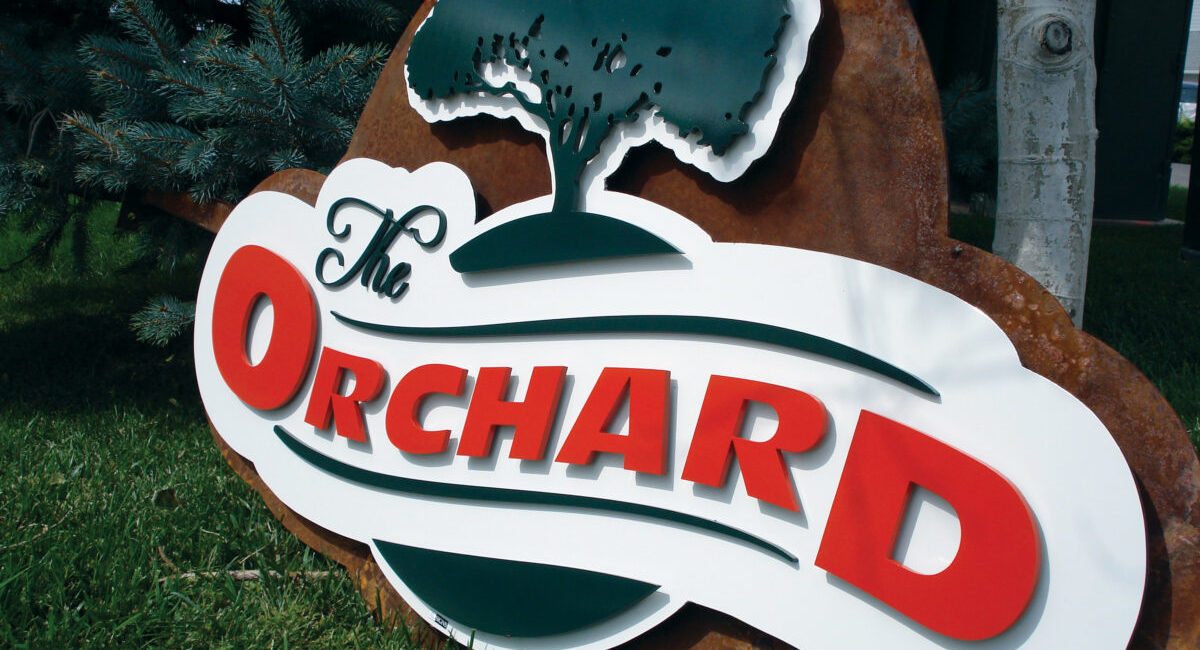 flat-cut-metal-orchard-sign